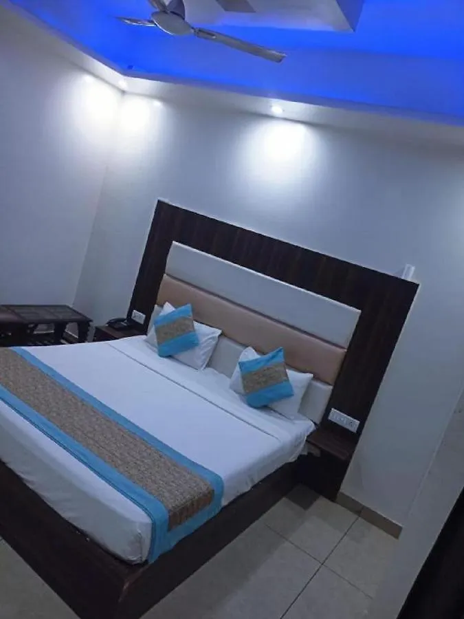 ***  Sky Residency Bed & Breakfast Yeni Delhi Hindistan